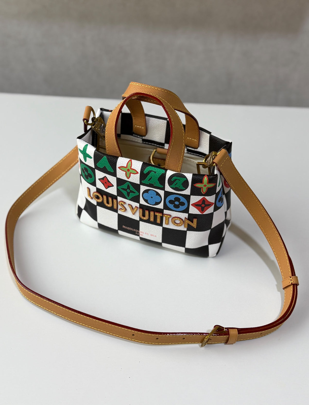 Louis Vuitton Tote Bag - Black