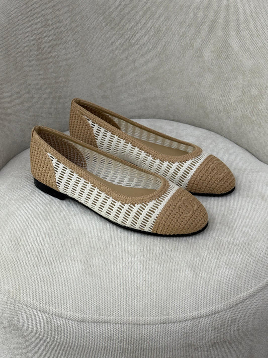 Chanel Ballerina - Beige & White