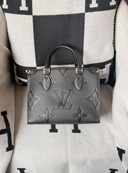 Louis Vuitton Hand Bag - 