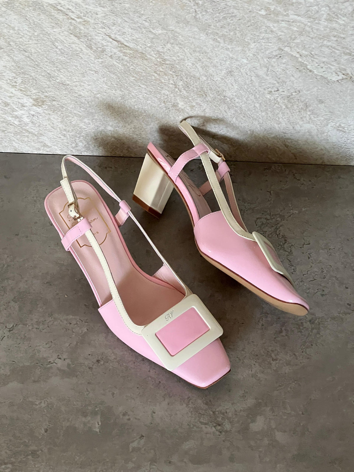 Roger Vivier Heels - Pink & White
