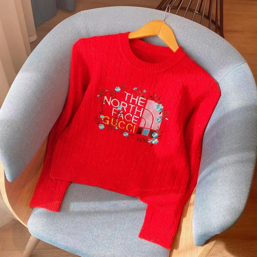 Gucci Embroidered Graphic Crewneck Sweater - Red