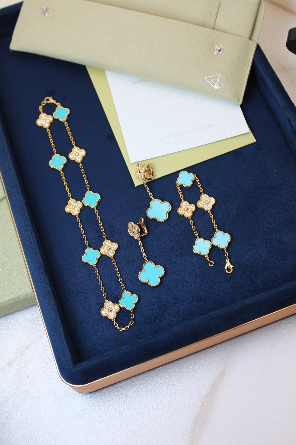 Van Cleef & Arpels Jewelry Set - Blue