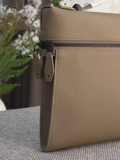 Loro Piana Briefcase - Beige