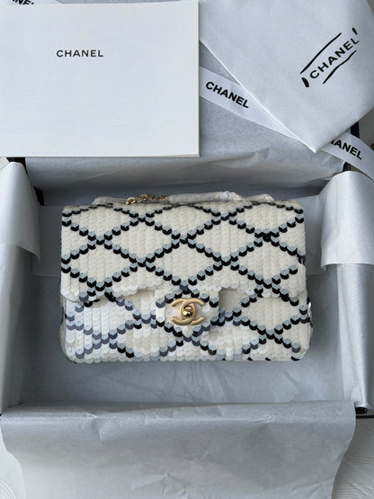 Chanel Shoulder Bag - White