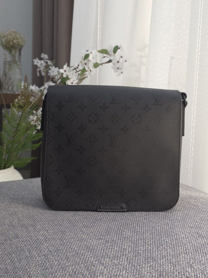 Louis Vuitton Flap Crossbody Bag - Black Monogram