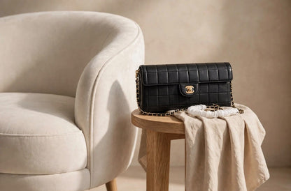 Chanel Quilted Chain Shoulder Bag - Black
