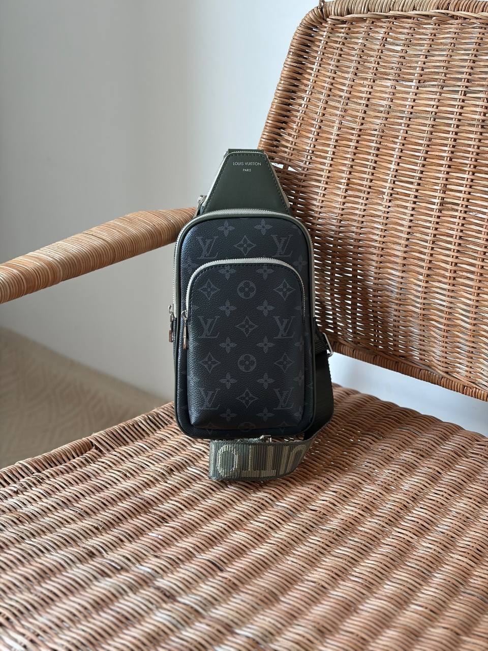 Louis Vuitton Cross Bag - 