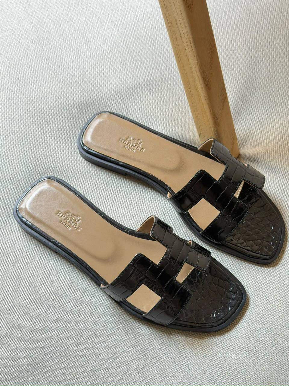 Hermes Slipper - 