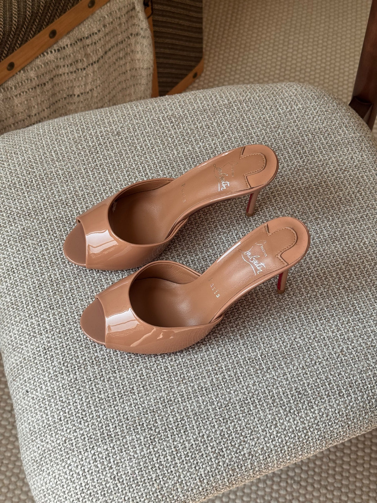 Christian Louboutin Wide-Band Heels - Beige
