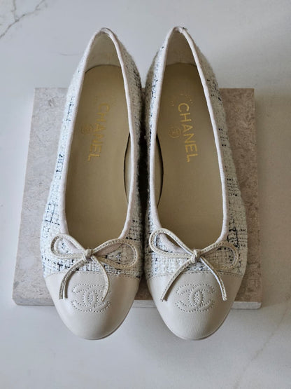 Chanel Ballerina - Beige