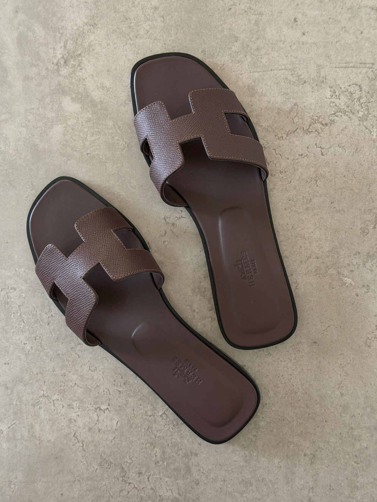Hermès H-Strap Slippers - Brown