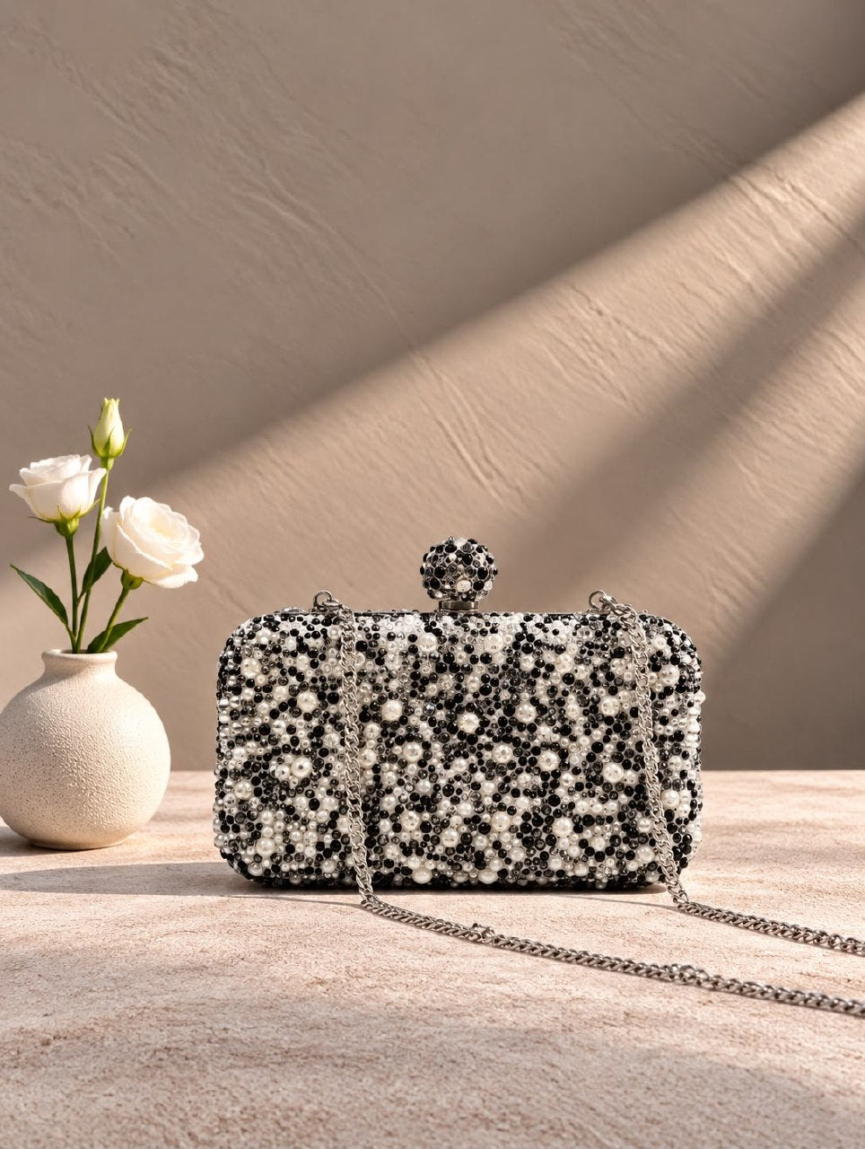 Jimmy Choo Spherical-Knob Clutch - Black