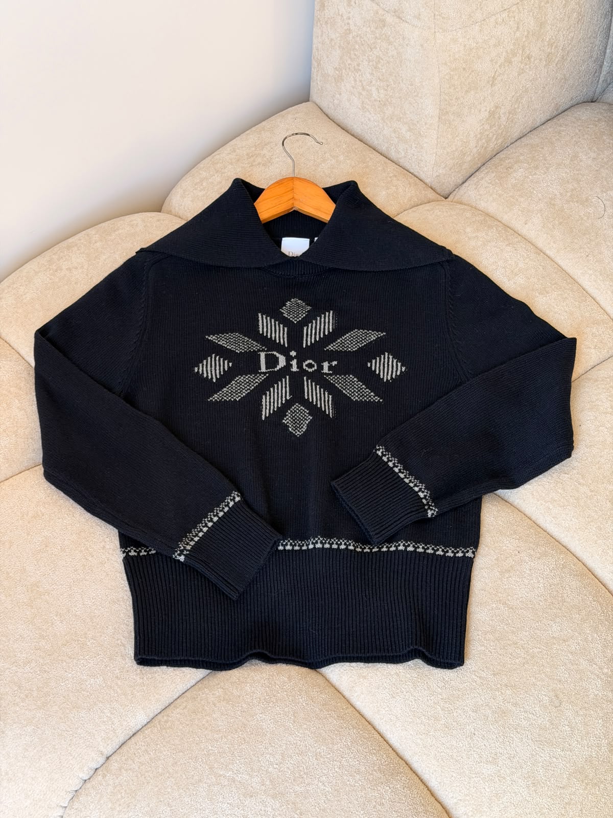 Dior Wide-Collar Polo Sweater - Black