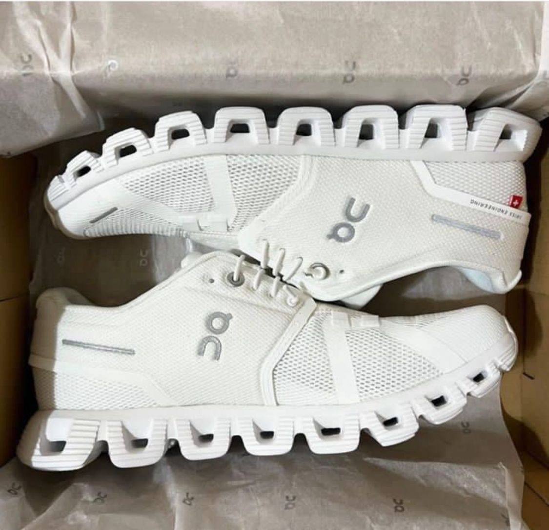 On Cloud Shoes - 