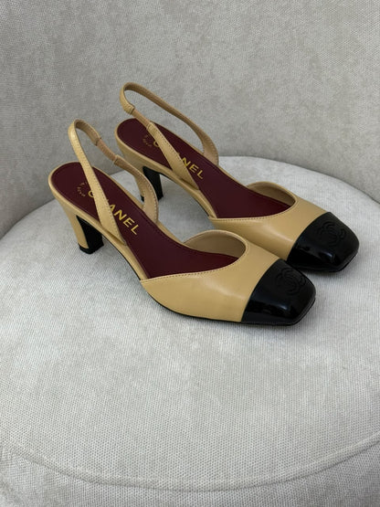 Chanel Heels - Beige & Black