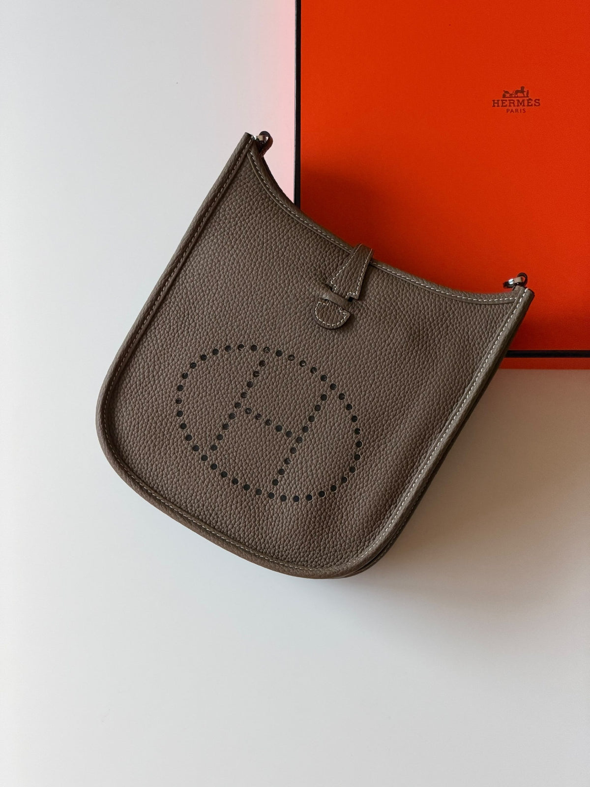 Hermes Evelyne Shoulder Bag - Black, Beige, White, Pink, Brown