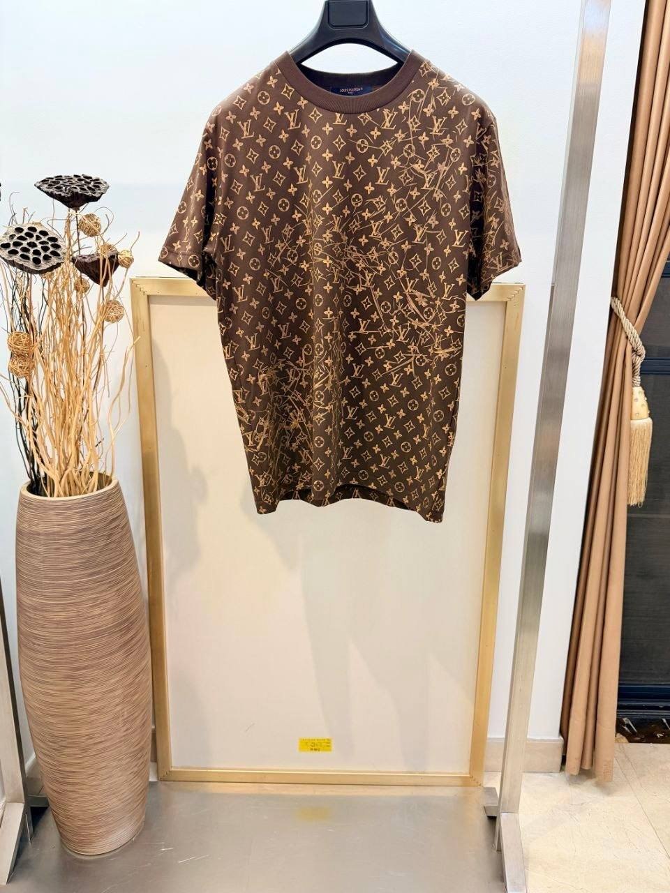 Louis Vuitton T-Shirt - Brown Monogram