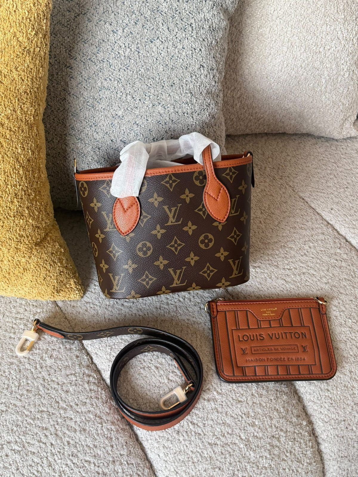 Louis Vuitton Tote Bag - Brown Monogram
