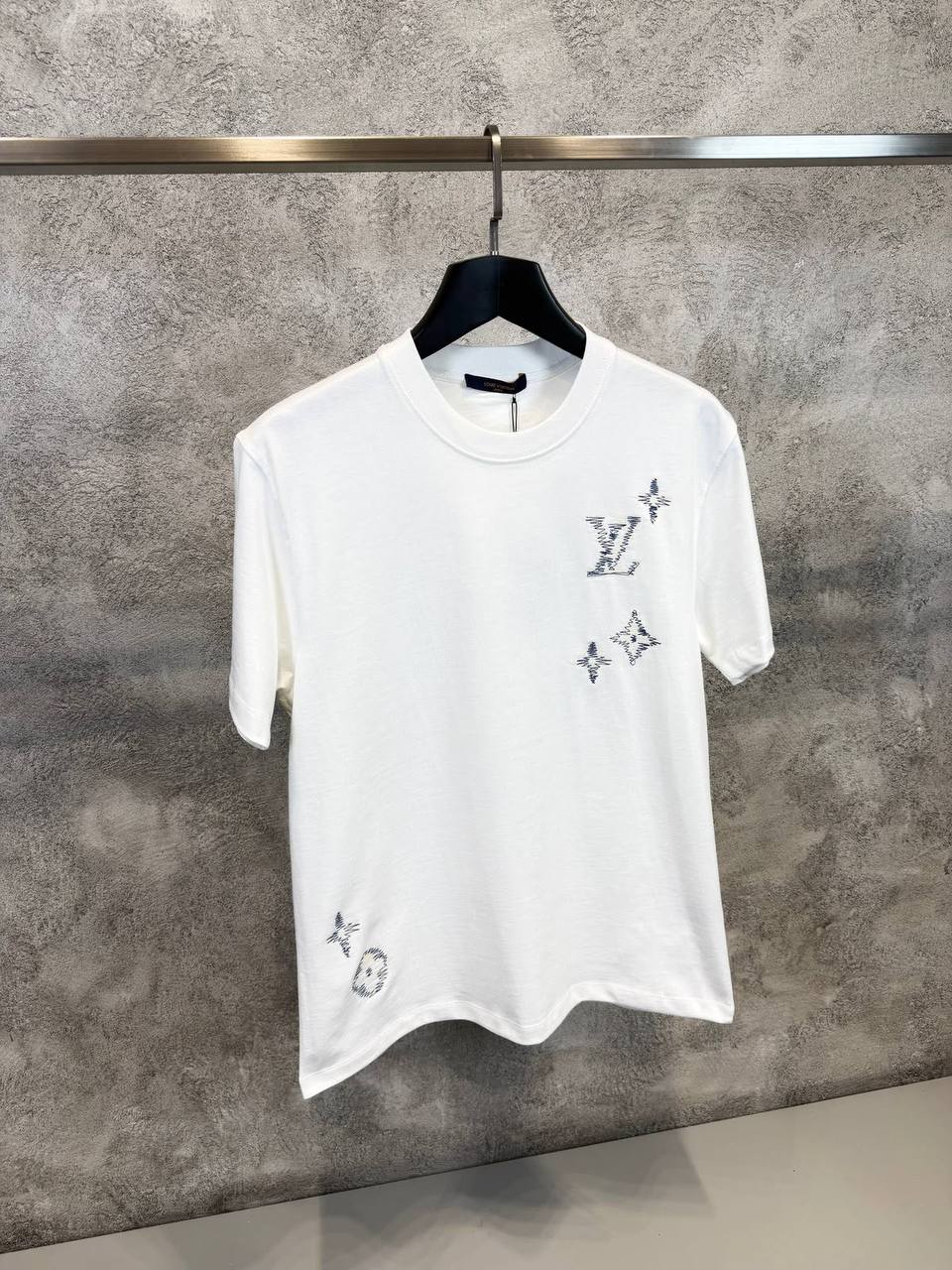 Louis Vuitton T-shirt - 