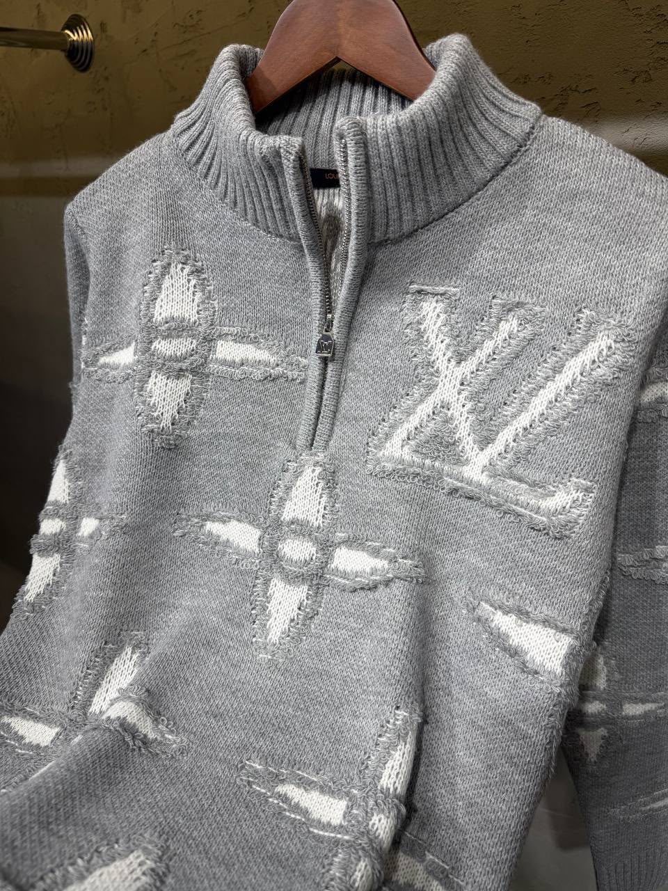 Louis Vuitton Distressed-Motif Sweater - Grey Monogram
