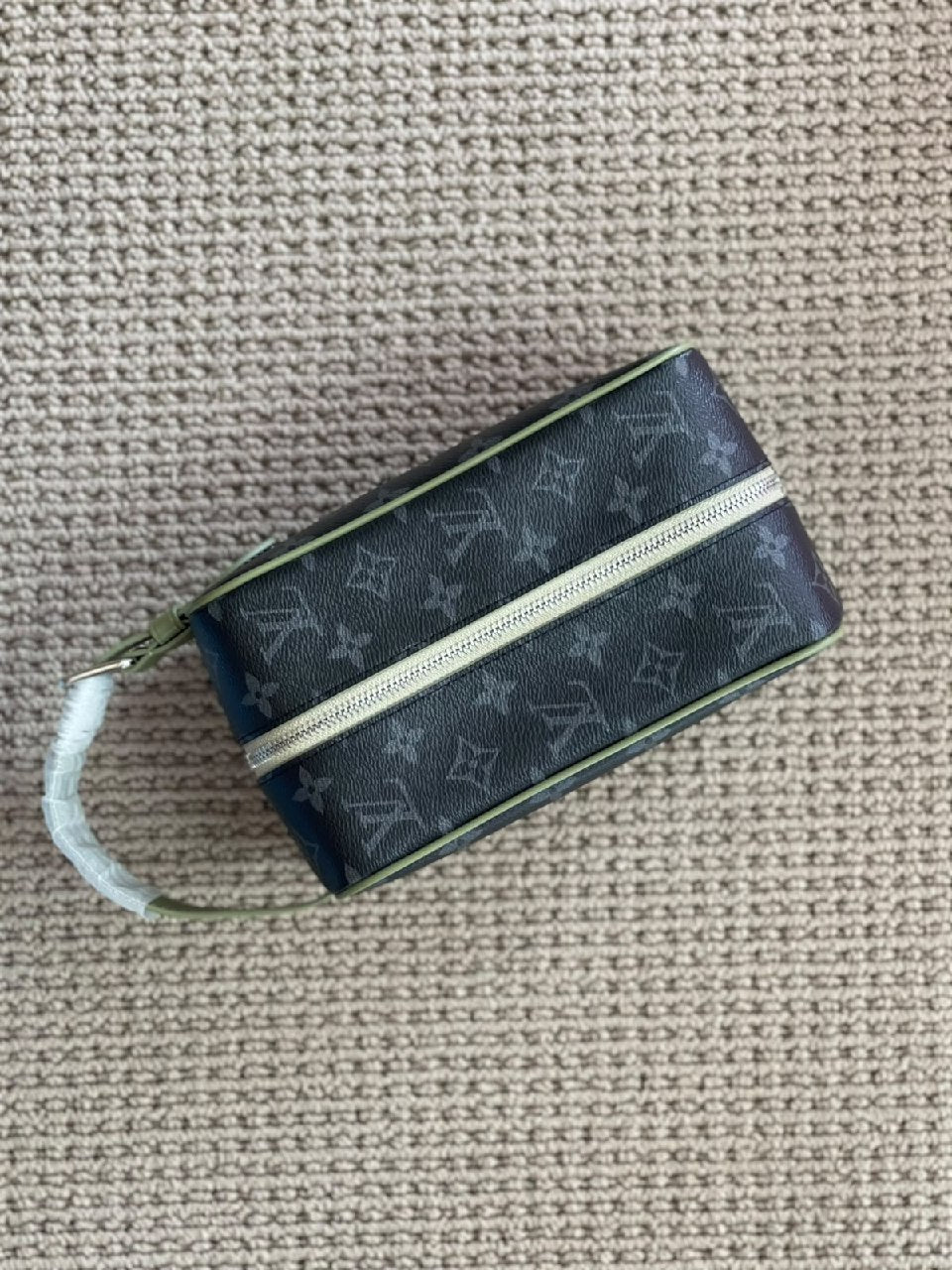 Louis Vuitton Wash Bag - Dark Grey Monogram