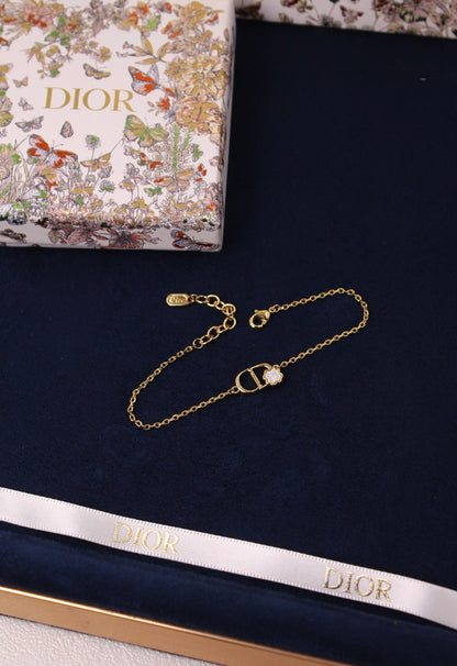 Dior Jewelry Set - Gold