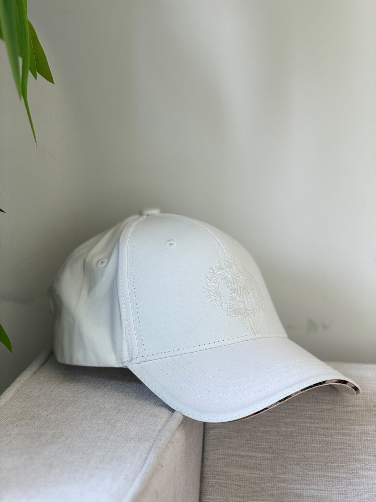 Fendi Cap Crest - White