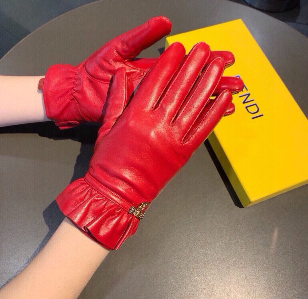 Fendi Gloves - Red