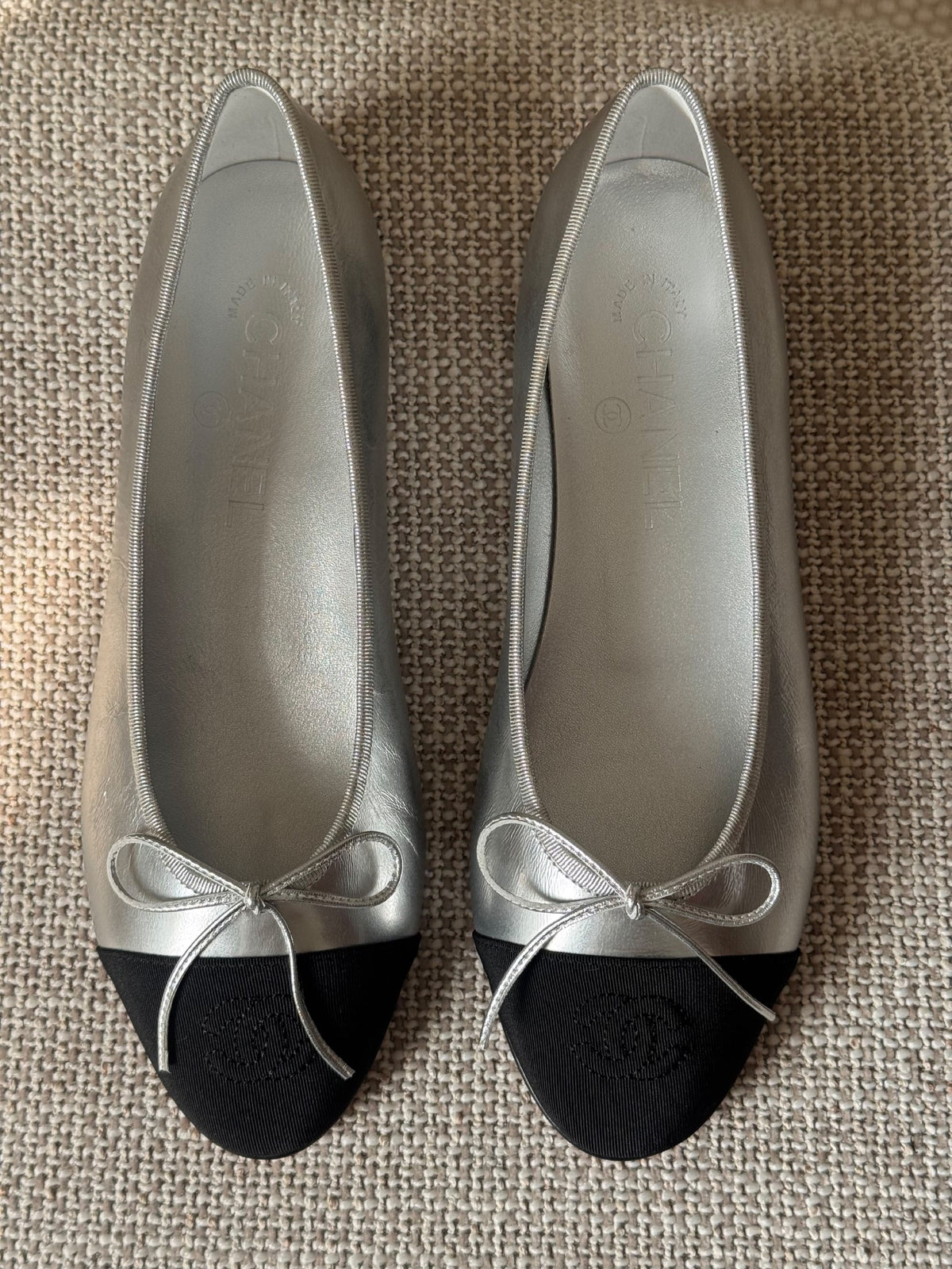 Chanel Ballerina - Black