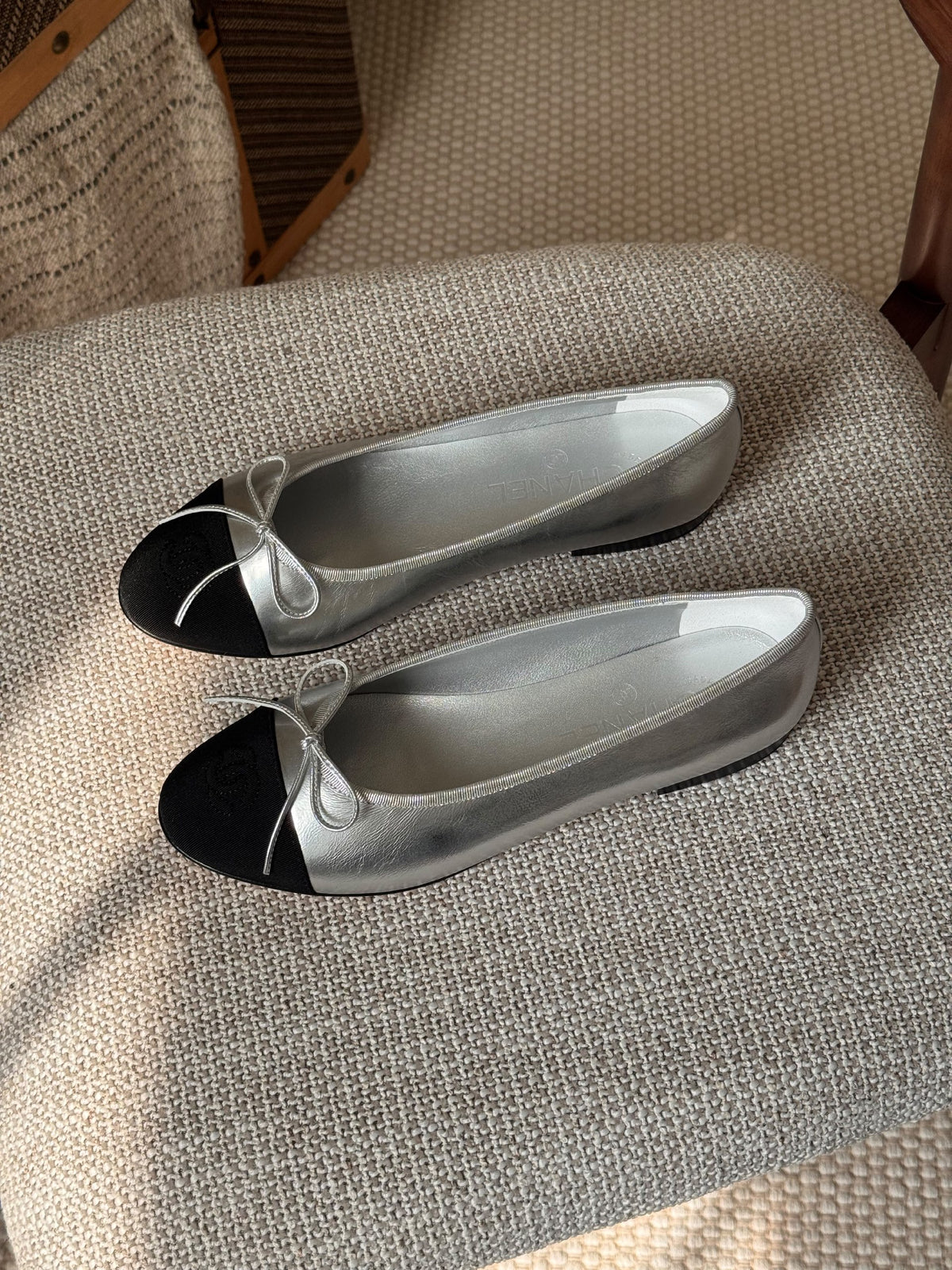 Chanel Ballerina - Black