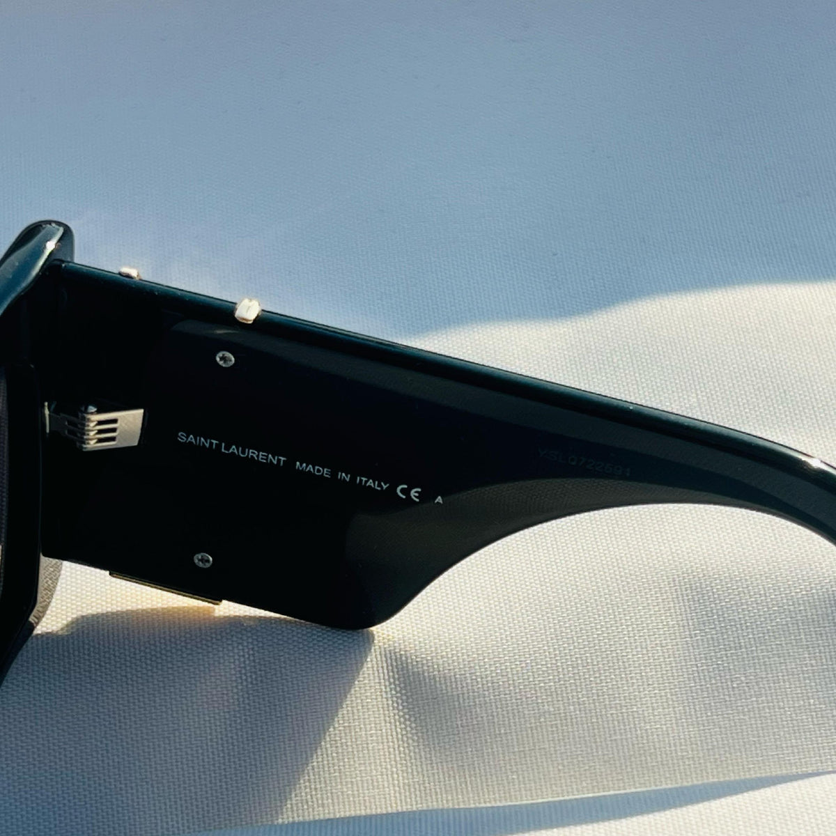 Saint Laurent Oversized Square Sunglasses - 