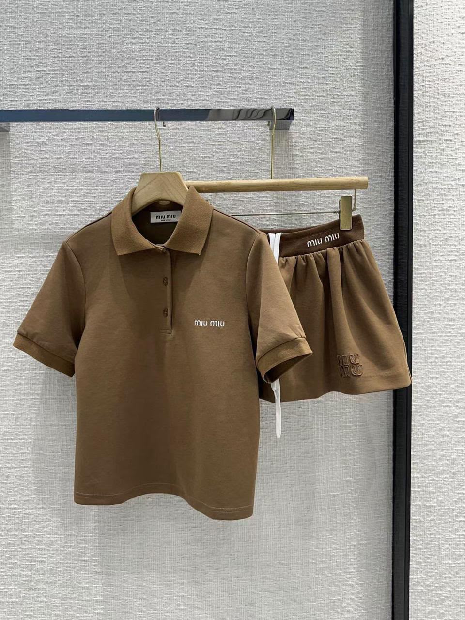 Miu Miu Polo Set - Beige