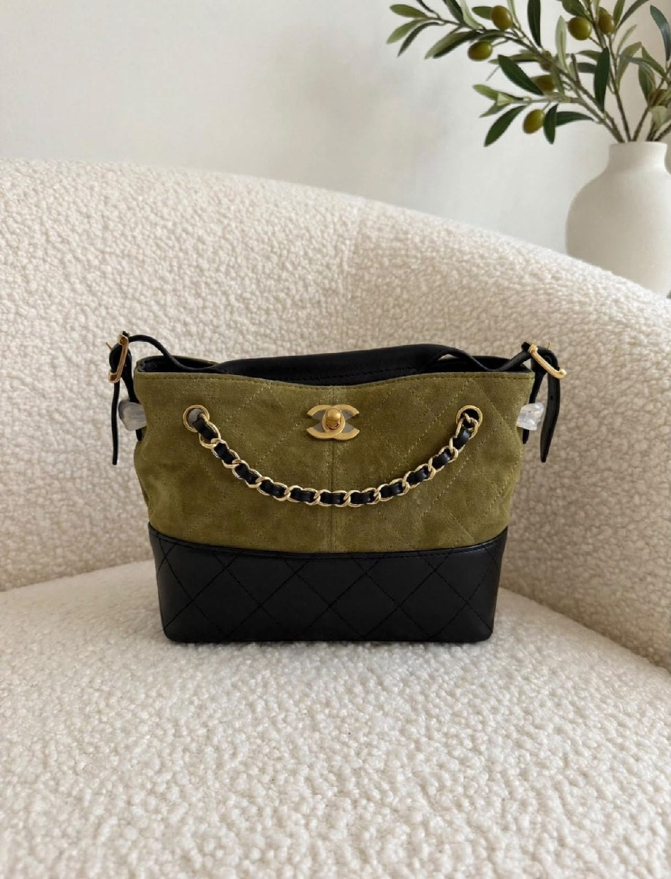Chanel Compact Quilted Chain Shoulder Bag - Green, Beige, Grey