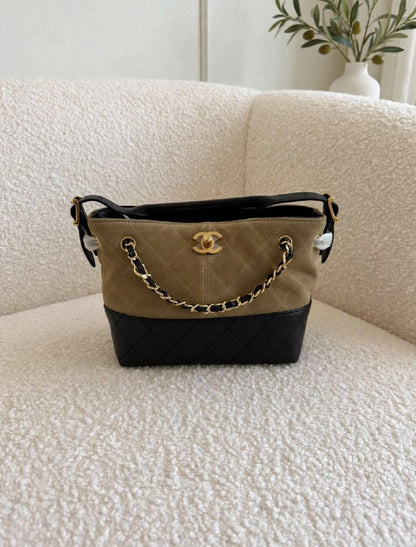 Chanel Compact Quilted Chain Shoulder Bag - Green, Beige, Grey