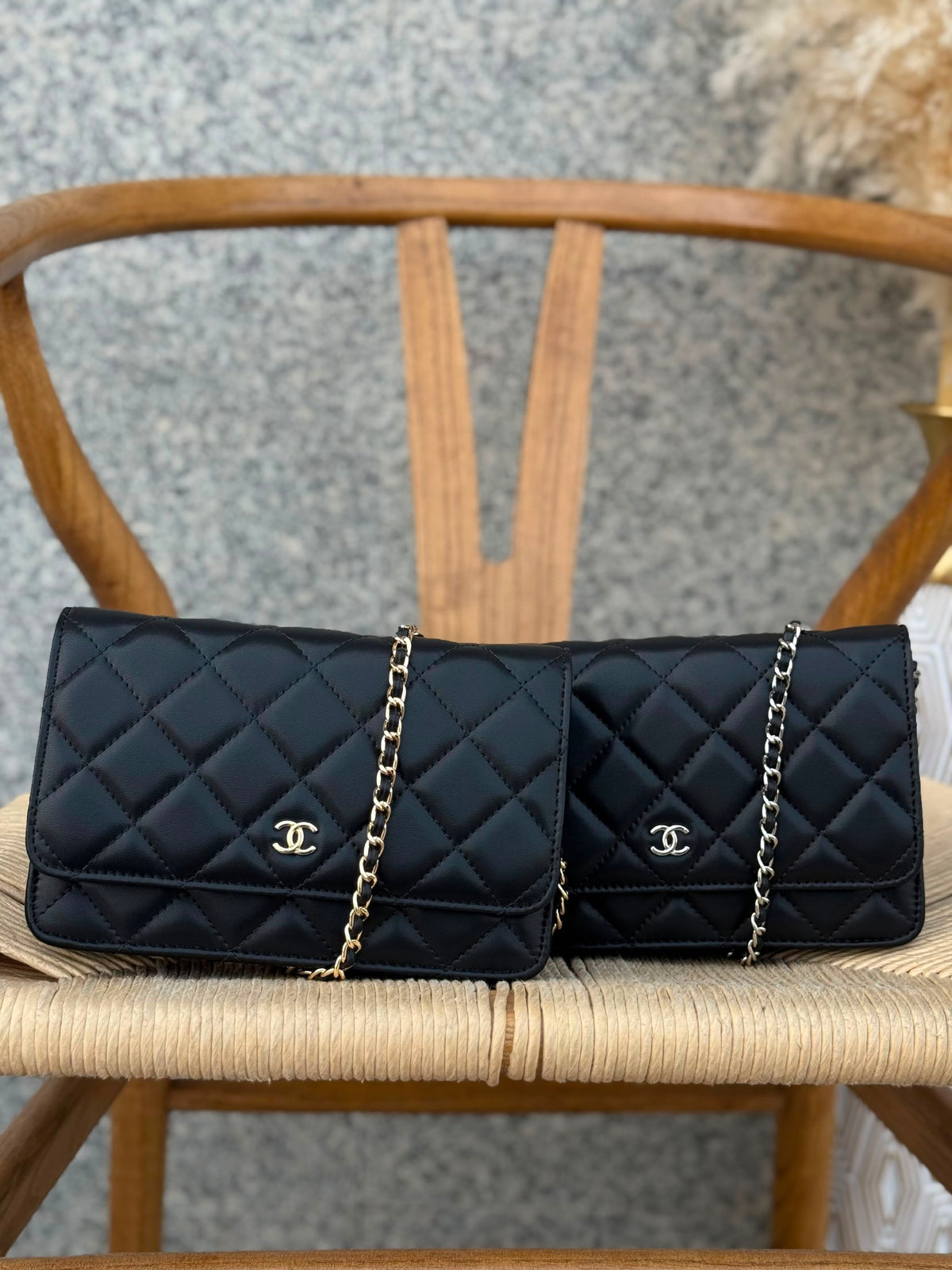 Chanel Quilted Chain Shoulder Bag - Black