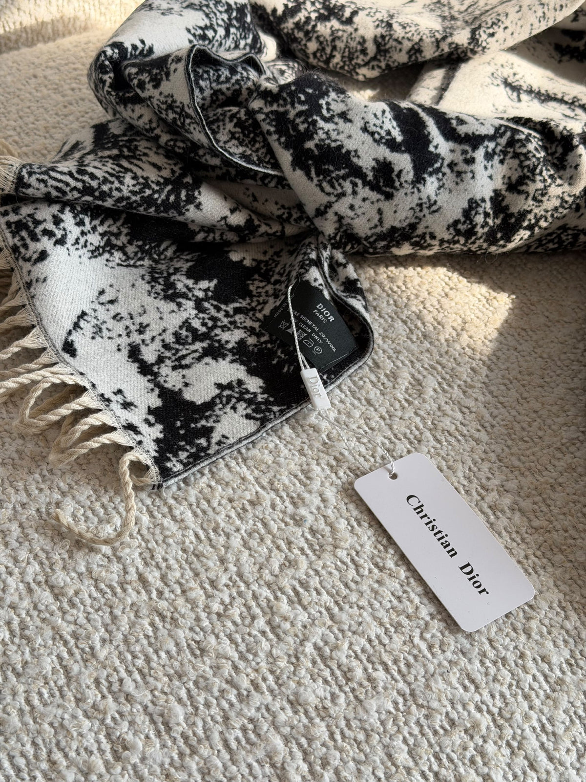 Dior Scarf - Black