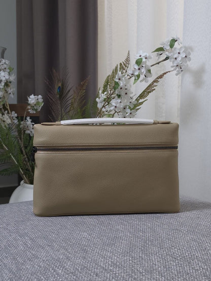 Loro Piana Clutch - Beige