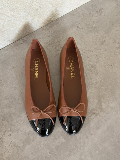 Chanel Bow Ballerina - Brown & Black