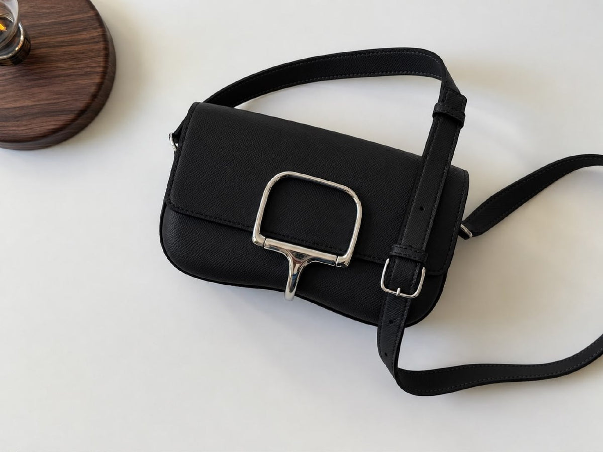 Hermès Shoulder Bag - Black