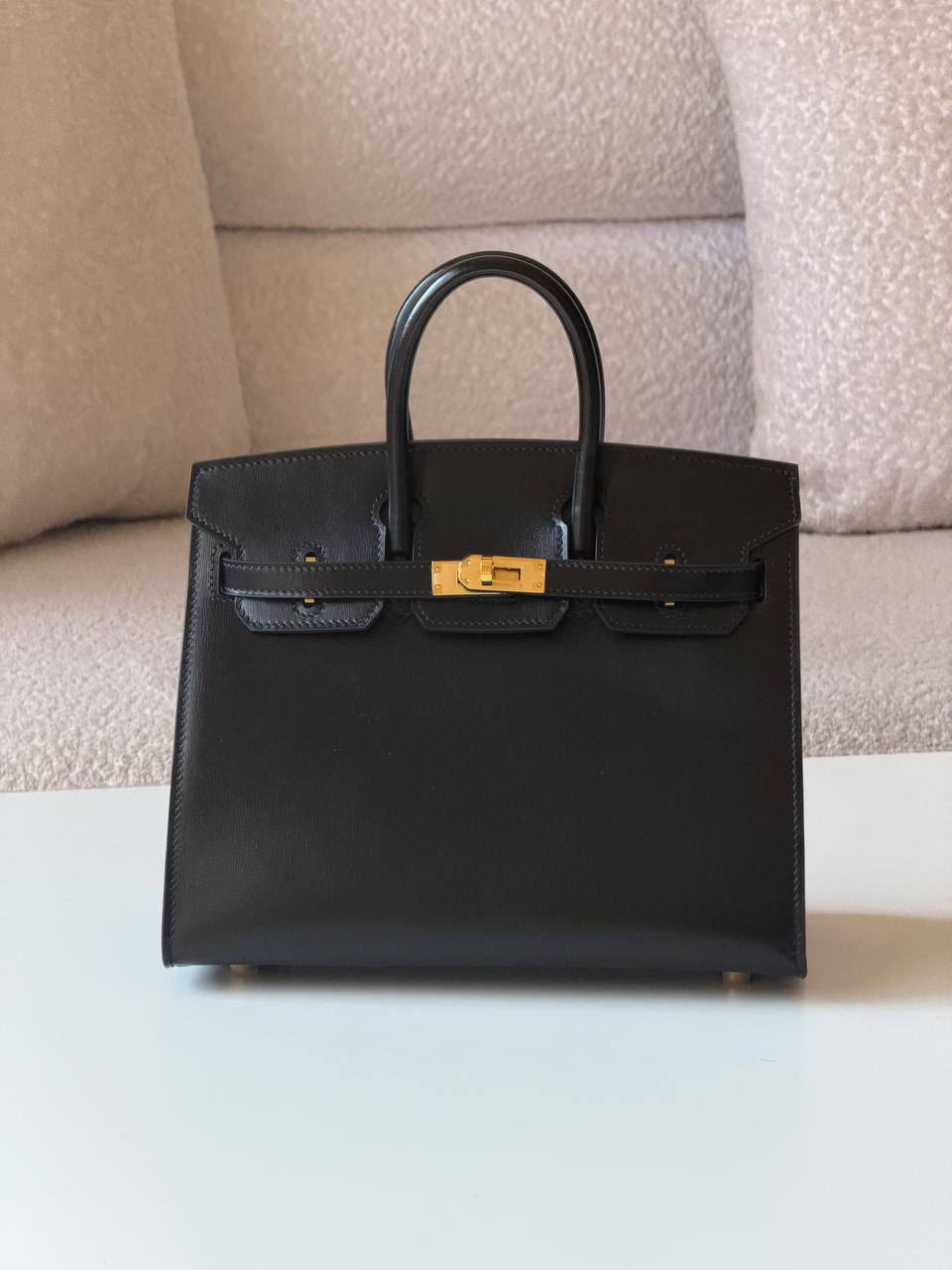 Louis  Vuitton Shoulder Bag - 