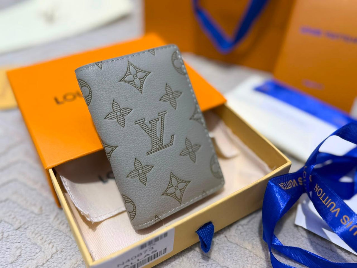 Louis Vuitton Monogram Card Holder - Grey Monogram