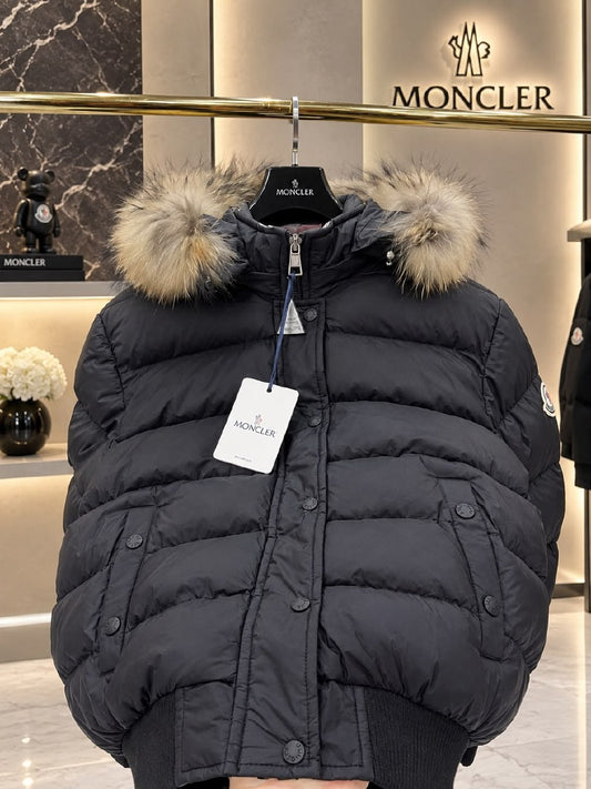 Moncler Puffer Jacket - Black