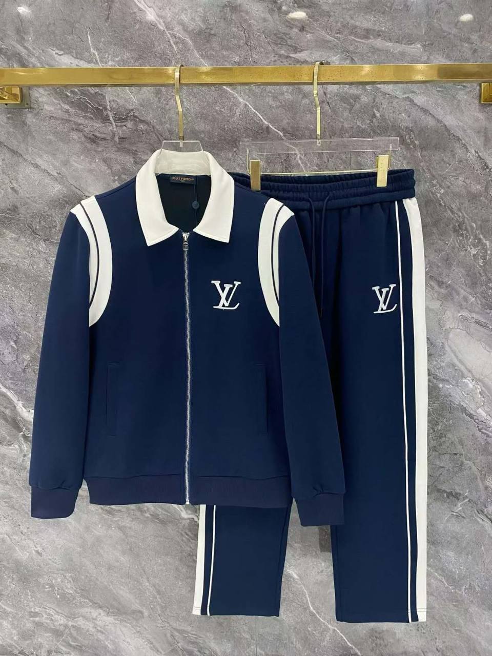 Louis Vuitton Tracksuit - 