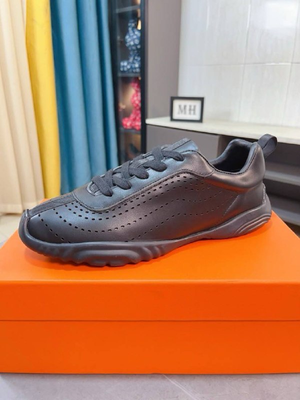 Hermes Shoes - 