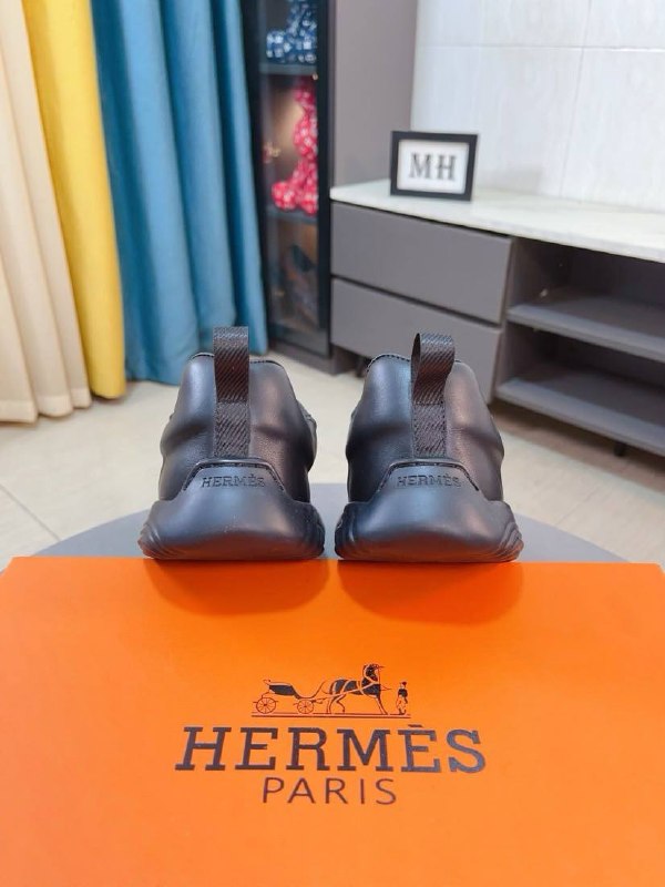 Hermes Shoes - 