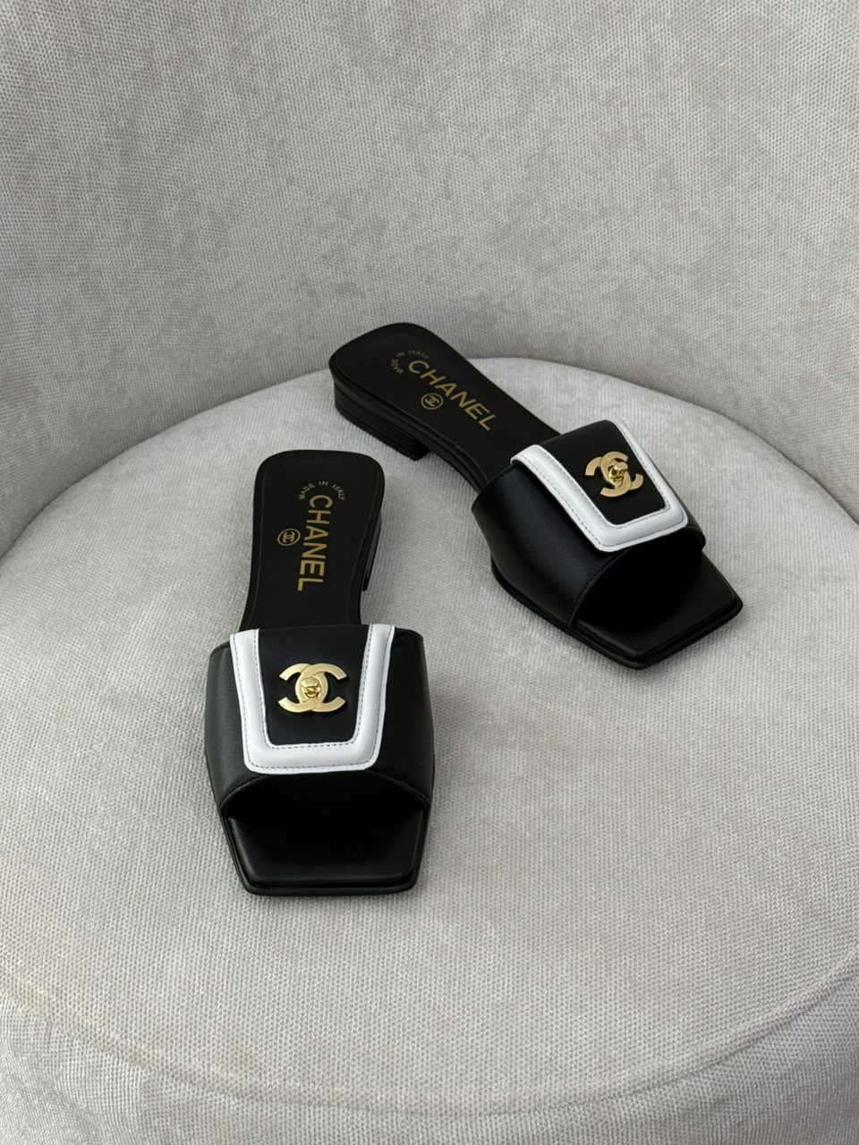 Chanel Slippers - Black & White