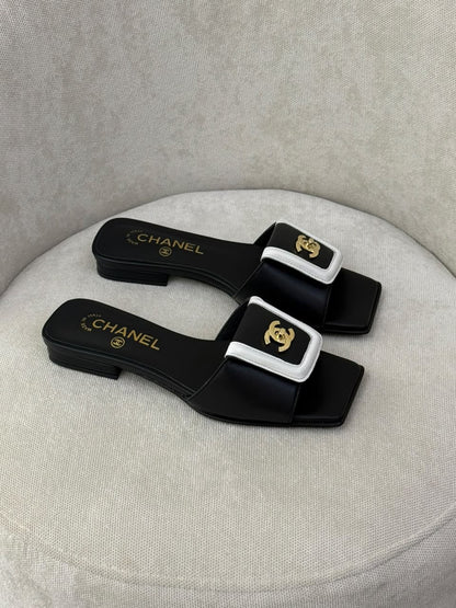 Chanel Slippers - Black & White