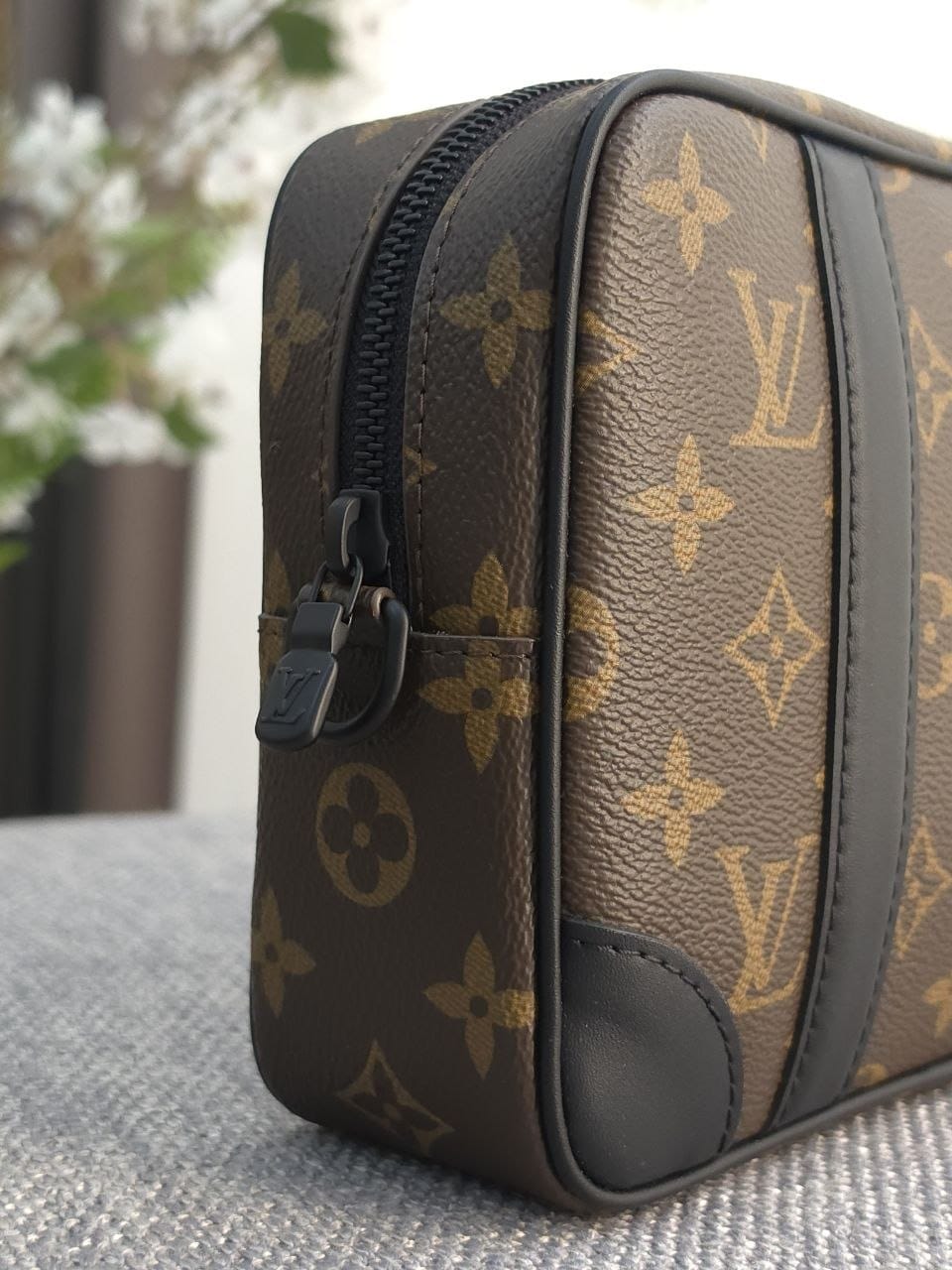 Louis Vuitton Clutch - Brown Monogram