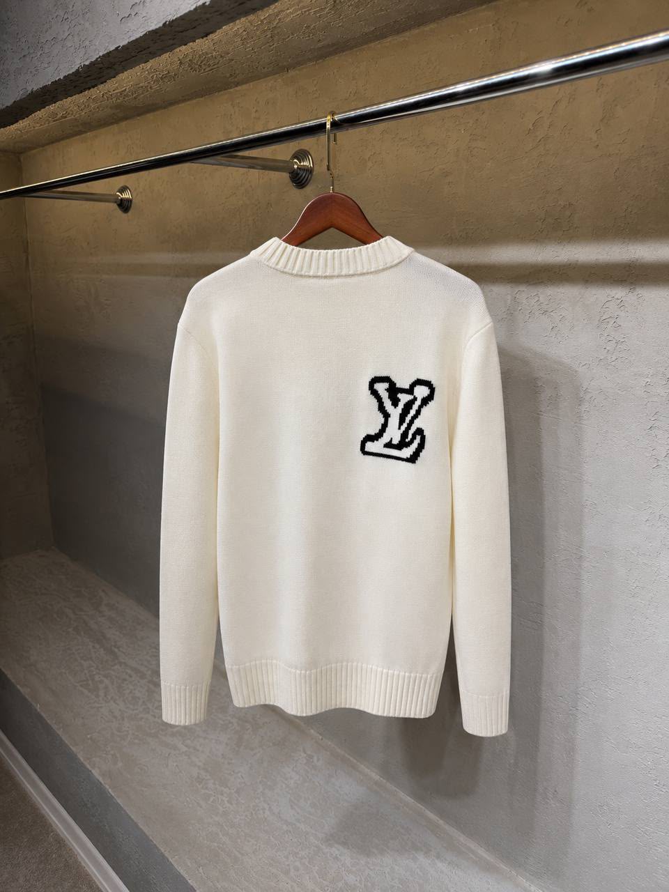 Louis Vuitton Logo-Patch Sweater - Black, White