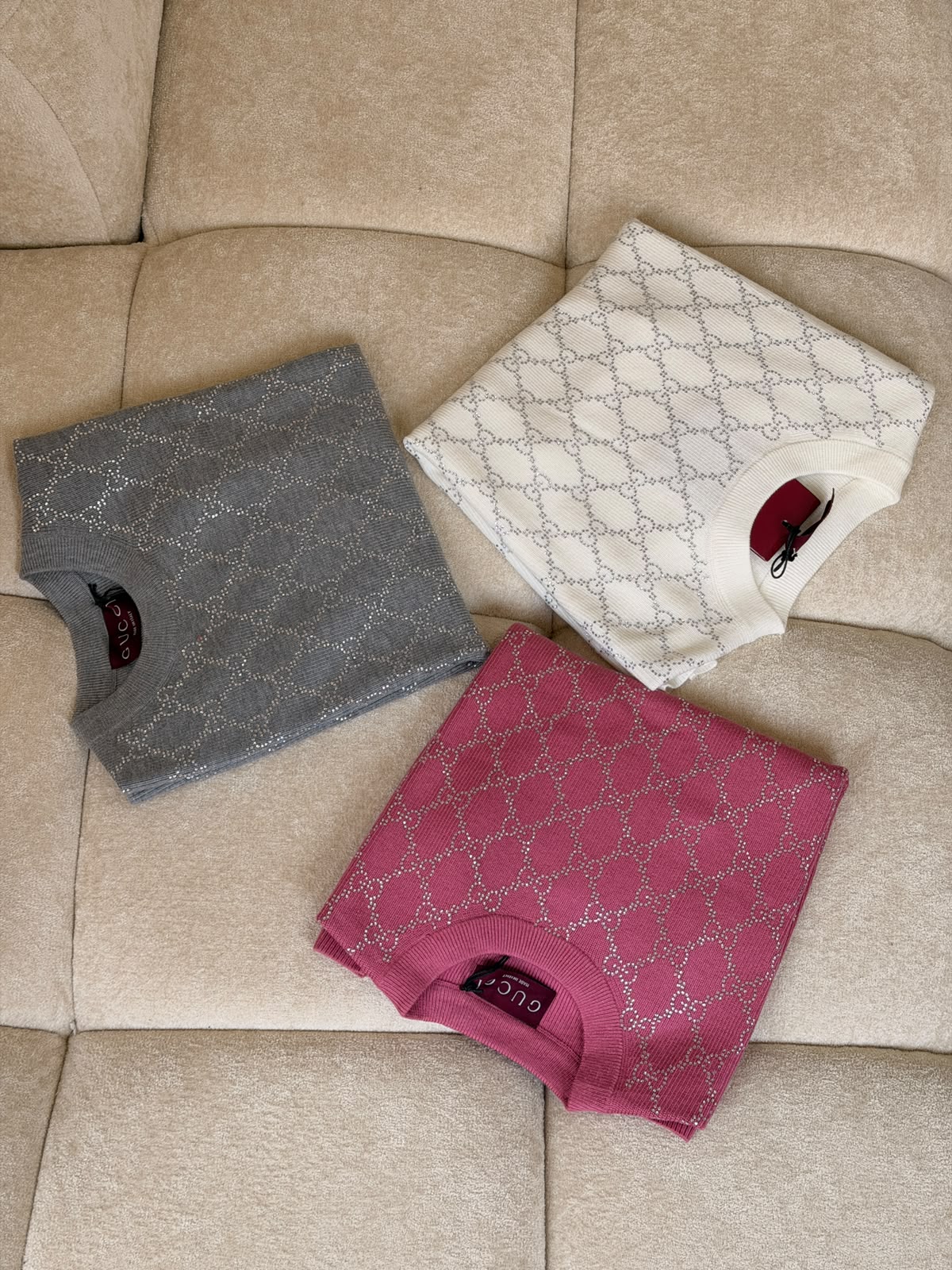 Gucci Knitted T-Shirt - Grey, White, Pink